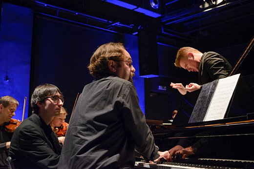 PKF – Prague Philharmonia / dir. Marián Lejava - Jonathan Powell | © Karel Šuster | Contempuls 8